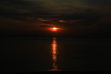 Obraz premium sunrise in the sea