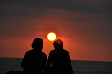 Tropical Sunset Palm Tree & Couple in Silhouette