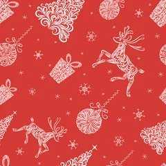 Gordijnen Kerstmis naadloos patroon. Set kerstbomen, kerstballen, herten en cadeau. Afbeelding in witte en rode kleur. Verpakking. Textiel. © Mary Iriskina