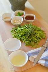 Ingredients for stir-fried mimosa with oyster sauce.