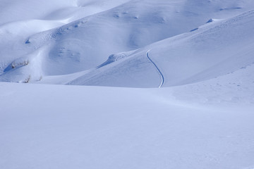 Sci alpinismo nelle alpi svizzere, Val Bedretto