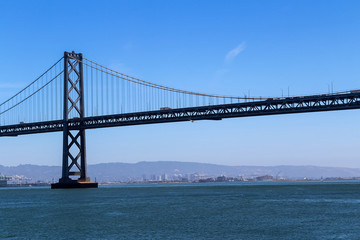 Fototapeta na wymiar View of the White Bridge between San Francisco and Auckland in California