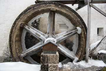 moulin a eau glace suisse