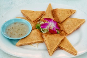 crispy prawn with sweet sauce