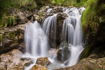 Fototapeta na wymiar waterfalls in Italy