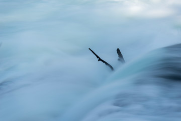 Acqua e cascate del Reno