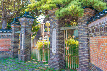 北海道の夏 函館 外国人墓地 (函館中華山荘)