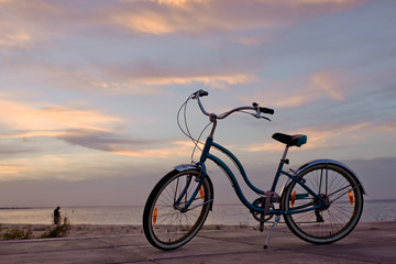 Fototapeta premium bicycle on the beach