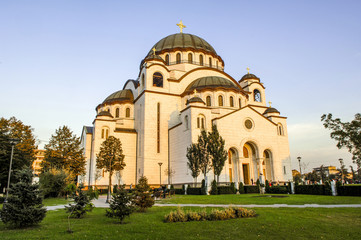 Fototapeta na wymiar Beograd, Kirche des Heiligen Sava im Stadtteil Vracar, Serbien-M