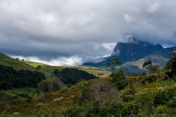 Fototapeta na wymiar Bucolic and beautiful landscapes of mountainous region of the Atlantic Forest. Minas Gerais Brazil