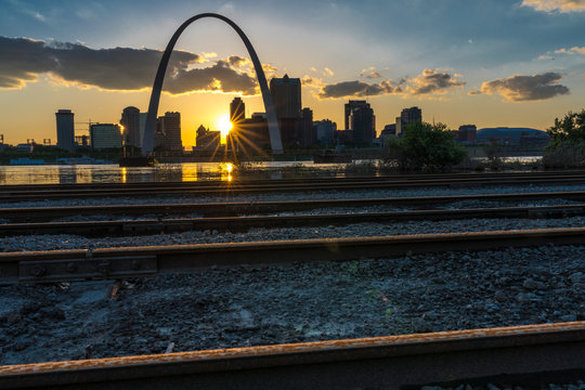 MAY 2019, ST LOUIS, MO., USA - Sunset on St. Louis, Missouri skyline on Mississippi River - shot from East St. Louis, Illinois