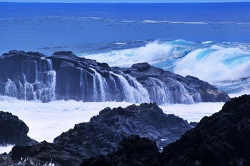 Mer agit&eacute;e gouffre de l'&eacute;tang sal&eacute;e et manapany les bains