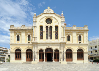 Façade de la cathédrale Saint-Ménas à Héraklion en Crète