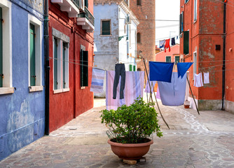 Fototapeta na wymiar bunte Häuser in Burano, Venedig