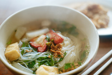 Mixed noodle soup