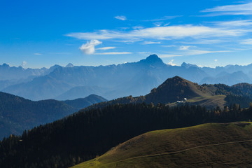 Fototapeta na wymiar fall in the Julian Alps