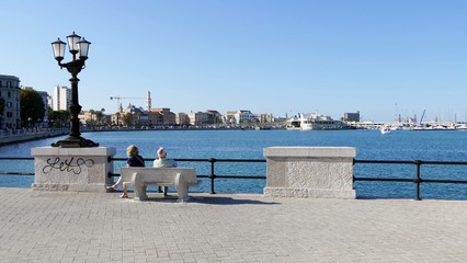 Fototapeta premium Veduta del Lungomare nella città di Bari, sud Europa, 