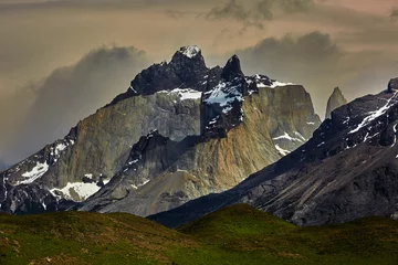 Papier Peint photo Cuernos del Paine Torres del Paine, Cornes de Paine, Chili