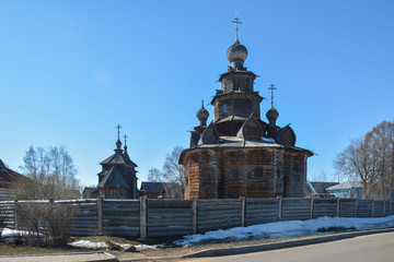 Fototapeta na wymiar Spring in Suzdal.