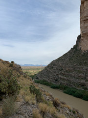 The Rio Grande River cuts a canyon through the plateu that seperates the US and Mexico.