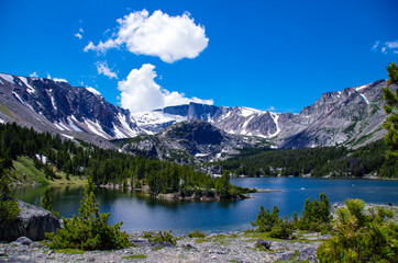 Fototapeta na wymiar Montana Snowy Rocky Mountains and Lake
