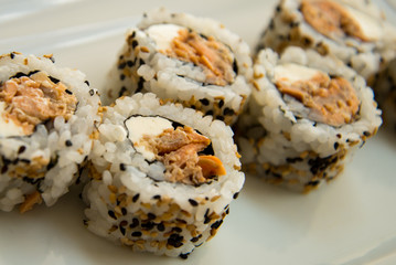 salmon uramaki japanese food