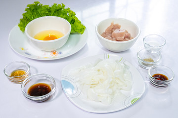 ingredients for cook Kuaitiao Khua Kai stir fried noodle with chicken