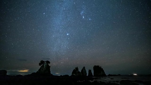 南伊豆蓑掛岩に昇る冬の星空Timelapse-DFズーム版