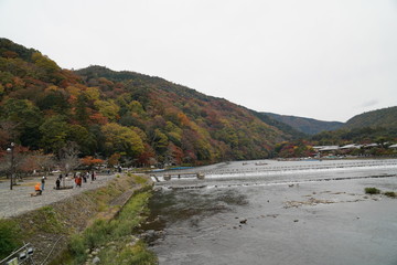 渡月橋（嵐山）の紅葉　京都