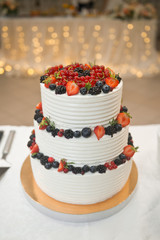 A huge cake for the guests of the holiday for the wedding 2176.