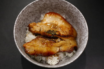 豚丼