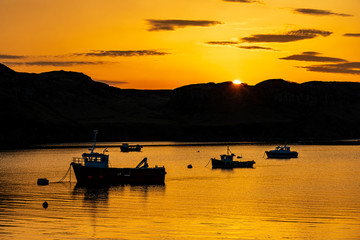 bay ocean fishing boats sunset landscape evening