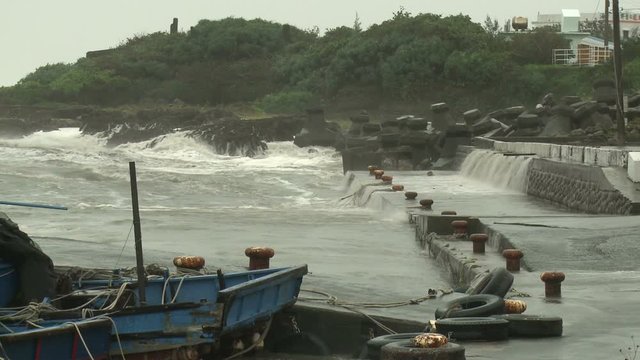 Hurricane Coastal Flooding Storm Surge - Usagi
