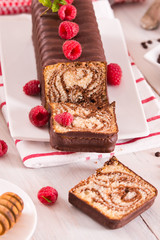 Marble cake with raspberries.