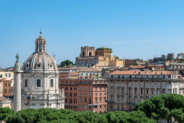 Fototapeta na wymiar Veduta dei tetti di Roma Capitale