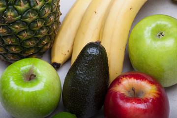 southern fruit recommendations for healthy eating, photographed on a rocky background