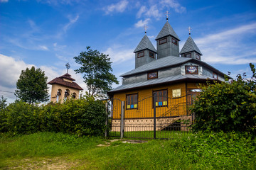Fototapeta na wymiar traditional Ukrainian church
