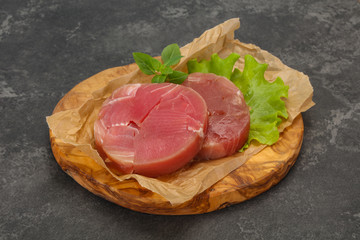 Raw tuna round steak for grill