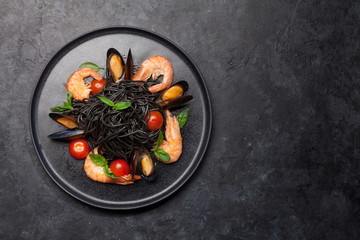 Black seafood spaghetti pasta