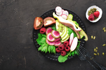 Keto paleo diet ingredients allowed vegetables without fruits minimum carbohydrates, maximum fiber,...