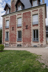 Fototapeta na wymiar External view of Rodin house in Meudon - Rodin home for the last 20 years of his life. Municipality of Meudon (in the southwestern suburbs of Paris), Hauts-de-Seine, Ile-de-France, France.