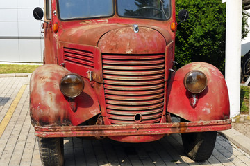 Old Rusty Truck / Old fire truck from middle of the 20th century