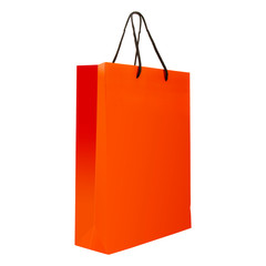 sac de magasin en carton de couleur orange sur fond blanc.