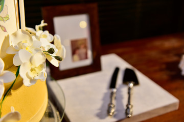 Naklejka na ściany i meble wedding reception table with flowers