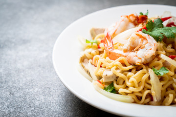 spicy instant noodles salad with shrimps