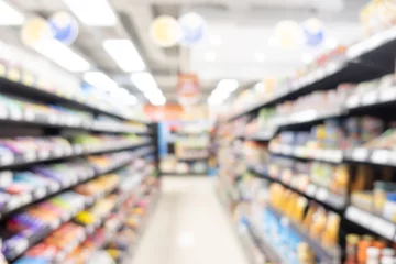 Foto op Plexiglas abstract blur shelf in minimart and supermarket © topntp