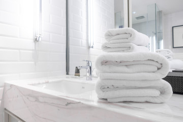 Obraz na płótnie Canvas towel shower in bathroom