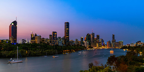 Fototapeta premium Sunset over Brisbane, Queensland, Australia