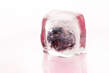 Berry ice cubes for decorating beverages close up
