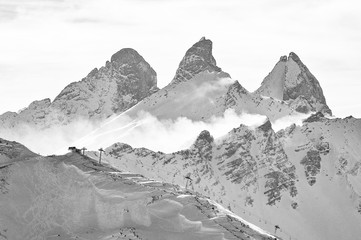 Obraz premium Eindrucksvolle Gebirgsszenerie in den französichen Alpen in der Region Maurienne 